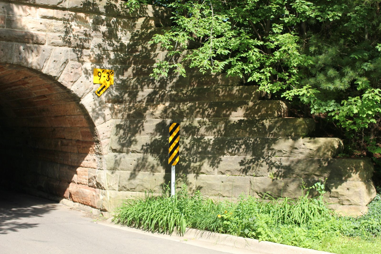 Southwest wing wall
